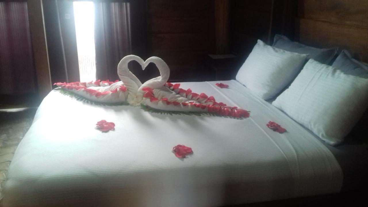 Hi Win Hotel Chilaw Buitenkant foto