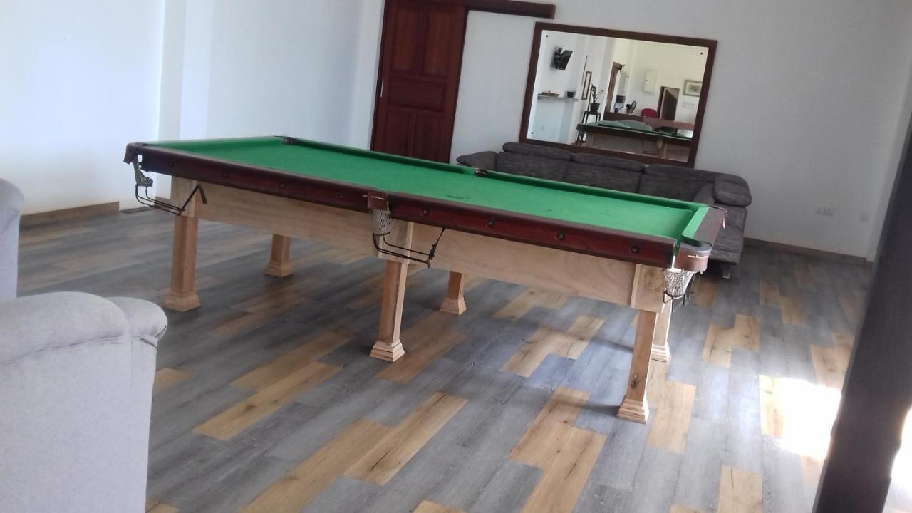 Hi Win Hotel Chilaw Buitenkant foto